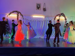 Karácsonyi Alapítványi bál &raquo; Karácsonyi Alapítványi bál